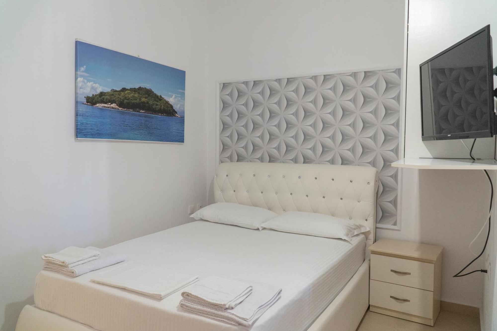 Oleva Studio's & Hotel apartamentowy Ksamil