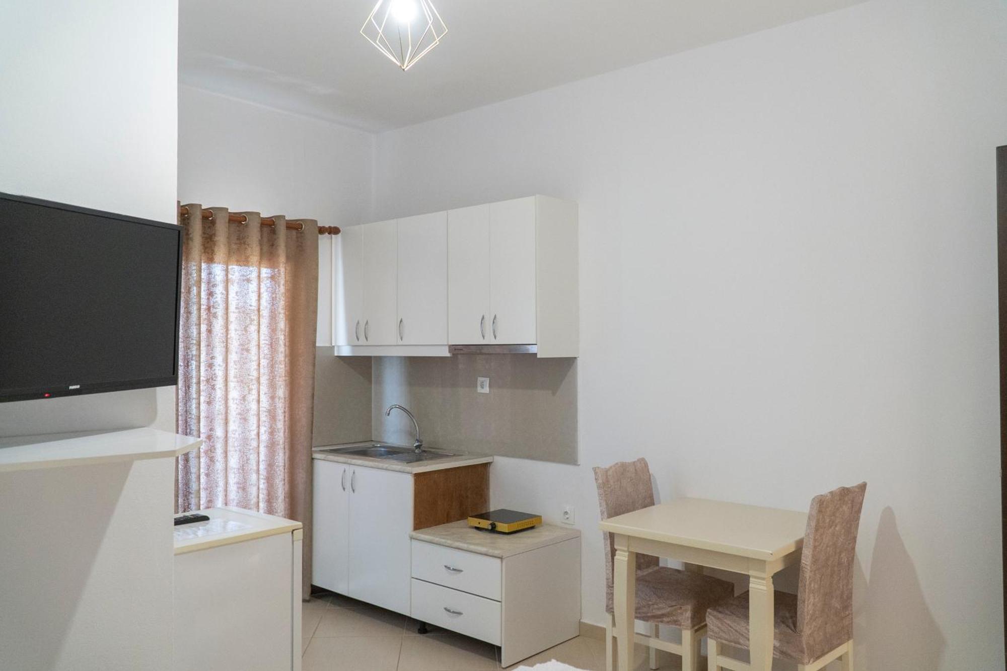 Hotel apartamentowy Oleva Studio's & Ksamil