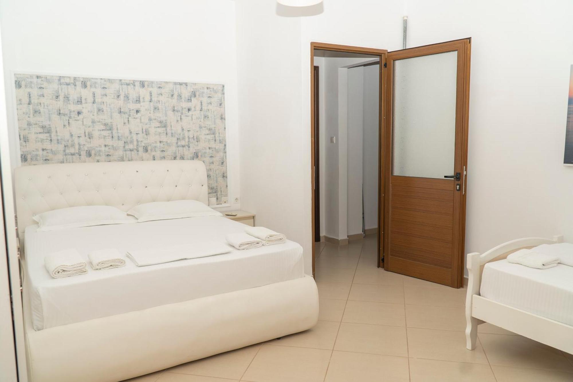 Oleva Studio's & Hotel apartamentowy Ksamil